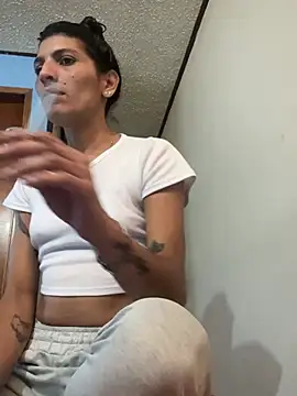 ImCrazzy online show from May 12, 3:09 pm