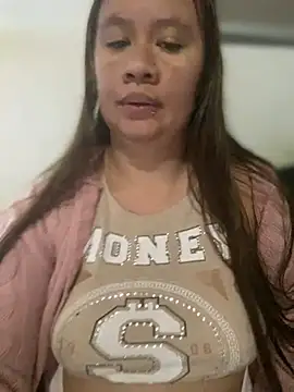 Emiily lee online show from December 14, 8:56 am
