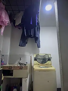 Emiily lee online show from March 28, 9:20 am