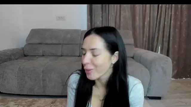 Snapshot of Emmapmg chatting on September 29, 8:08 am Emmapmg online show from September 29, 8:08 am