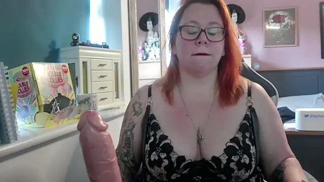 NikiDeeOfficial online show from November 5, 11:43 am