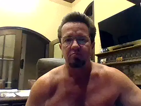sluttydylan online show from December 2, 8:30 am