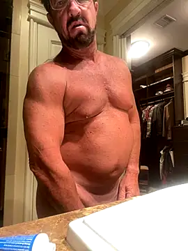 Snapshot of sluttydylan chatting on October 1, 7:03 am sluttydylan online show from October 1, 7:03 am