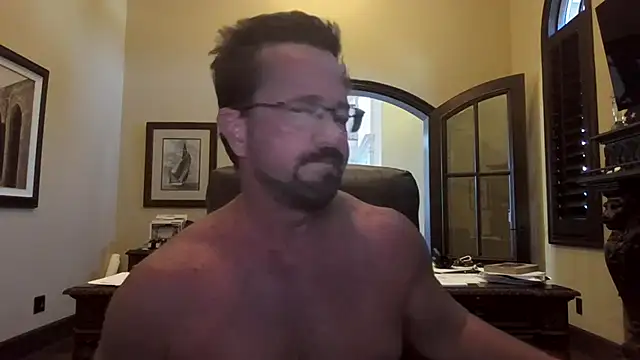 Snapshot of sluttydylan chatting on October 6, 4:59 pm sluttydylan online show from October 6, 4:59 pm