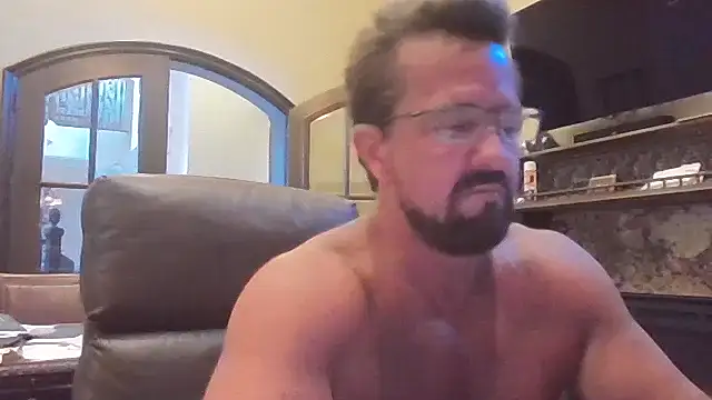 Snapshot of sluttydylan chatting on October 17, 11:51 pm sluttydylan online show from October 17, 11:51 pm