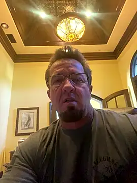 Snapshot of sluttydylan chatting on January 11, 9:31 pm sluttydylan online show from January 11, 9:31 pm