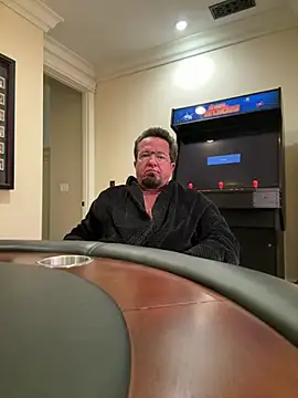 Snapshot of sluttydylan chatting on February 8, 1:14 pm sluttydylan online show from February 8, 1:14 pm