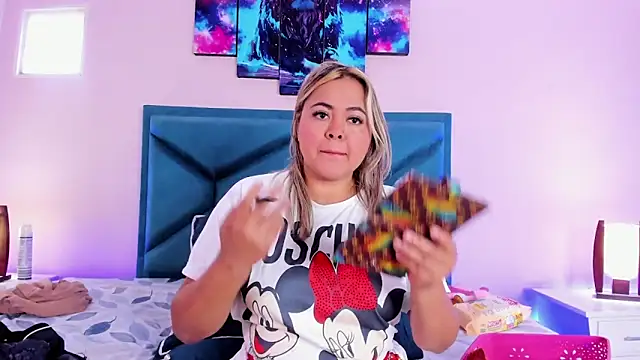 GraceJansenn online show from January 17, 1:13 pm