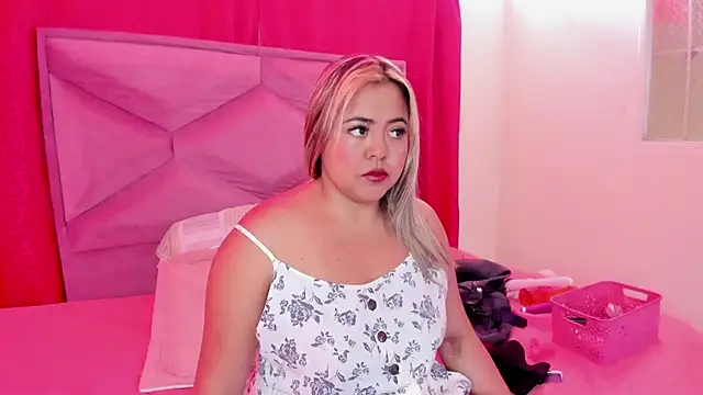 GraceJansenn online show from January 21, 12:50 pm