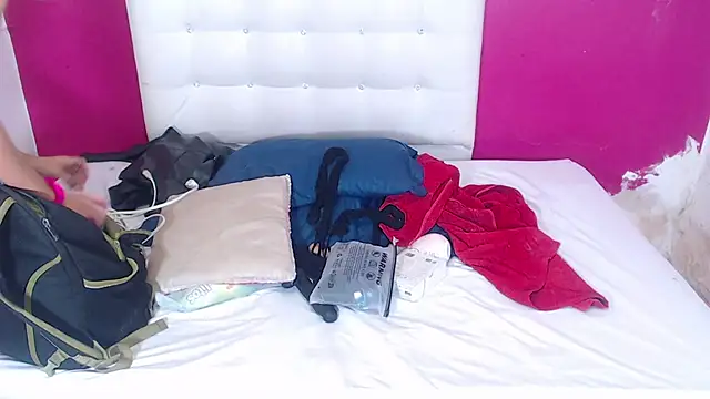 Snapshot of nextdoor_fantasy1 chatting on November 26, 9:05 pm nextdoor fantasy1 online show from November 26, 9:05 pm