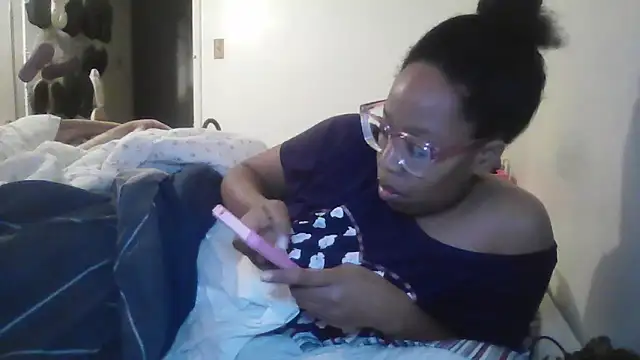 Snapshot of madamsensuale chatting on February 15, 2:58 am madamsensuale online show from February 15, 2:58 am