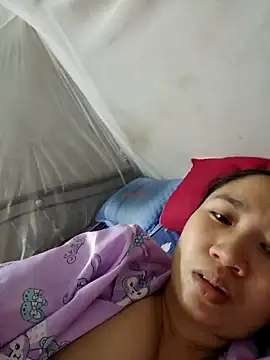 Snapshot of Dina_wet chatting on December 28, 2:22 am Dina wet online show from December 28, 2:22 am