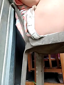 Snapshot of Dina_wet chatting on January 18, 10:06 am Dina wet online show from January 18, 10:06 am