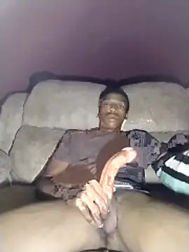 Snapshot of FullyxLoaded chatting on January 6, 12:03 am FullyxLoaded online show from January 6, 12:03 am