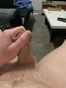 pete4445 online show from April 15, 5:42 pm