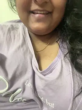 smile pretty online show from January 12, 10:33 pm