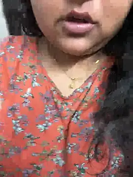 smile pretty online show from February 14, 5:57 pm