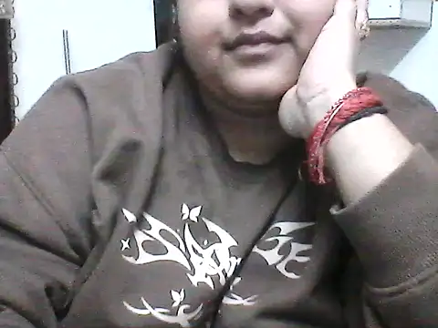 smile pretty online show from February 17, 1:36 am