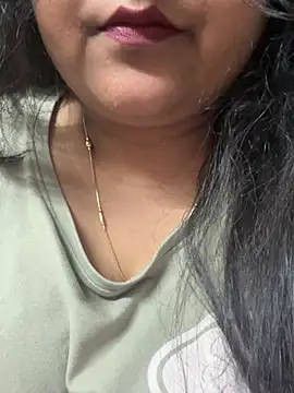 smile pretty online show from April 5, 6:49 pm