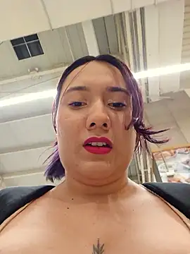 Snapshot of Blushing_Katy chatting on March 22, 12:03 am Blushing Katy online show from March 22, 12:03 am