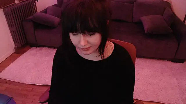 Snapshot of Lynylou chatting on January 17, 10:01 pm Lynylou online show from January 17, 10:01 pm