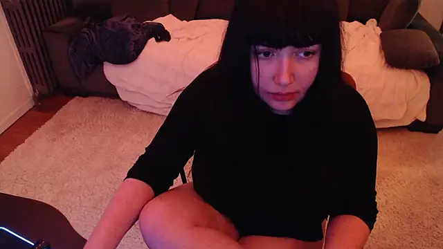 Snapshot of Lynylou chatting on March 21, 6:38 am Lynylou online show from March 21, 6:38 am