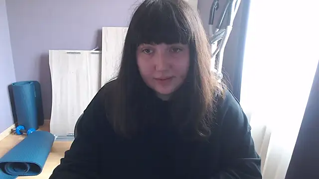 Snapshot of Lynylou chatting on September 13, 12:49 pm Lynylou online show from September 13, 12:49 pm