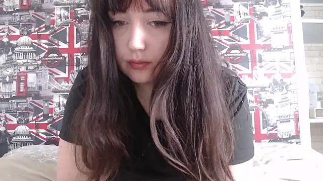 Snapshot of Lynylou chatting on February 16, 12:56 pm Lynylou online show from February 16, 12:56 pm