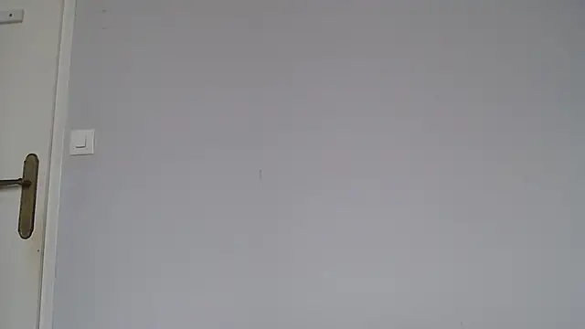 Snapshot of Lynylou chatting on March 8, 2:54 pm Lynylou online show from March 8, 2:54 pm