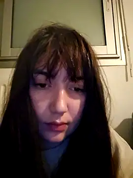 Snapshot of Lynylou chatting on May 11, 3:45 am Lynylou online show from May 11, 3:45 am
