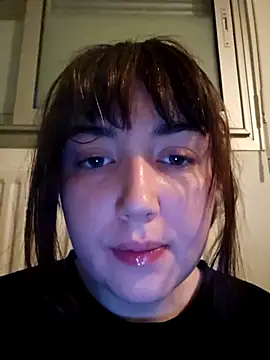 Snapshot of Lynylou chatting on May 19, 3:02 am Lynylou online show from May 19, 3:02 am