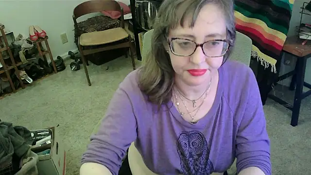 Snapshot of LilyLuscious chatting on January 22, 10:59 pm LilyLuscious online show from January 22, 10:59 pm