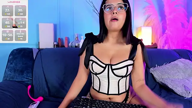 Elizabeth VonSweet online show from September 14, 4:11 am