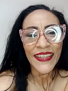 Snapshot of BarbaraMature chatting on May 8, 4:12 pm BarbaraMature online show from May 8, 4:12 pm