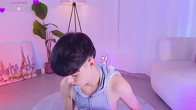 Snapshot of sebbyrose chatting on September 14, 7:13 pm sebbyrose online show from September 14, 7:13 pm