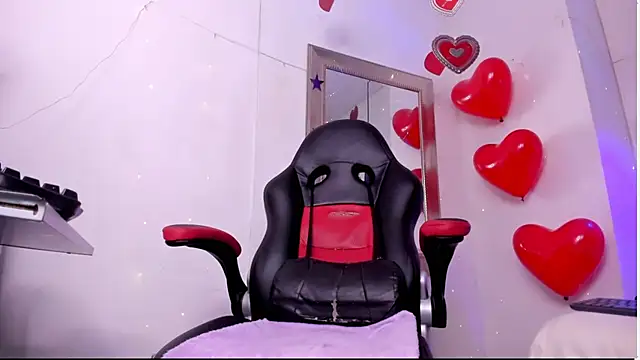 Snapshot of angel_hardy_dl chatting on February 23, 10:56 am angel hardy dl online show from February 23, 10:56 am