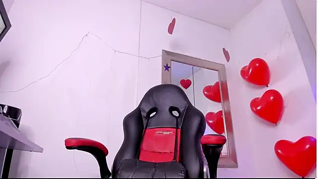 Snapshot of angel_hardy_dl chatting on March 16, 10:52 am angel hardy dl online show from March 16, 10:52 am