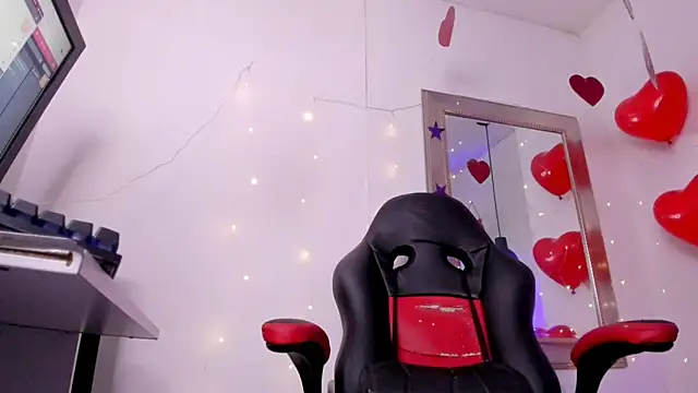 Snapshot of angel_hardy_dl chatting on April 2, 12:14 pm angel hardy dl online show from April 2, 12:14 pm