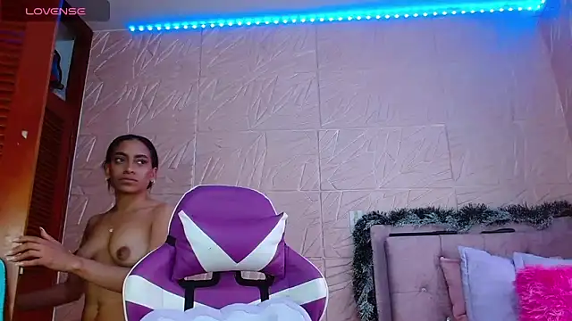 kendallsweet7 online show from February 3, 7:08 pm