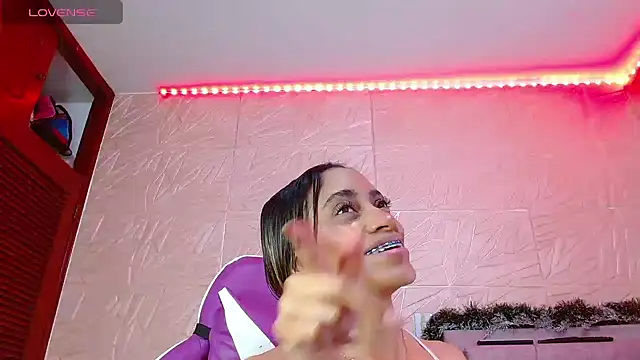 kendallsweet7 online show from February 11, 7:08 pm