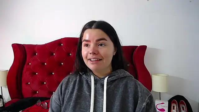 BrithneyLee  online show from December 28, 7:43 pm