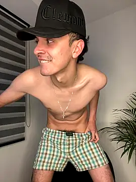 Snapshot of bastia_noooo chatting on October 24, 9:38 am bastia noooo online show from October 24, 9:38 am