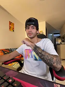 justin stark7 online show from September 19, 9:37 pm