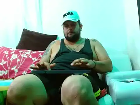 Snapshot of Michaell_Myerss_ chatting on March 18, 8:59 pm Michaell Myerss online show from March 18, 8:59 pm
