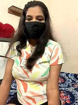 hottiess69 online show from October 3, 8:28 pm