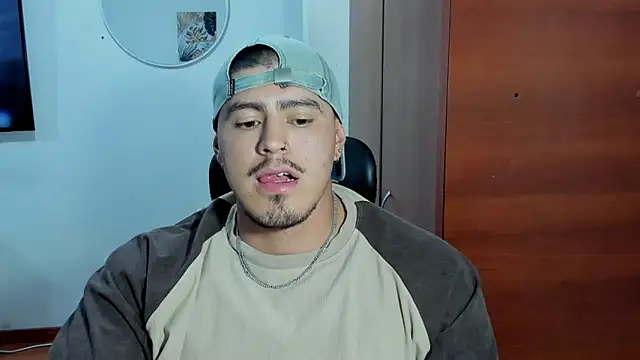 Baltazar Dupont online show from January 7, 3:42 am