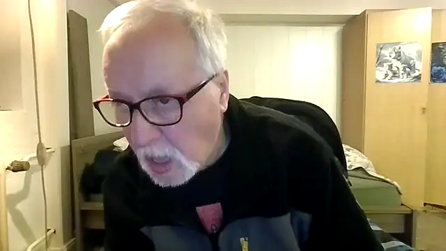 Sammy1660 online show from May 1, 10:25 pm