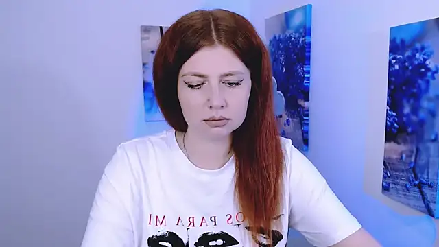 Snapshot of Lizzy_Love chatting on October 20, 12:38 pm Lizzy Love online show from October 20, 12:38 pm