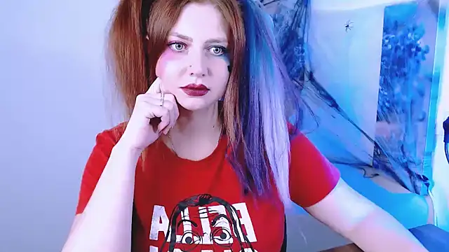 Snapshot of Lizzy_Love chatting on October 31, 11:55 am Lizzy Love online show from October 31, 11:55 am