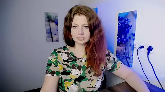 Lizzy Love online show from February 25, 9:08 am